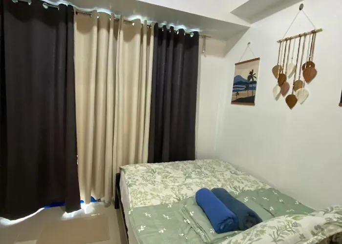 Stern Staycation Moa Guest house Manila