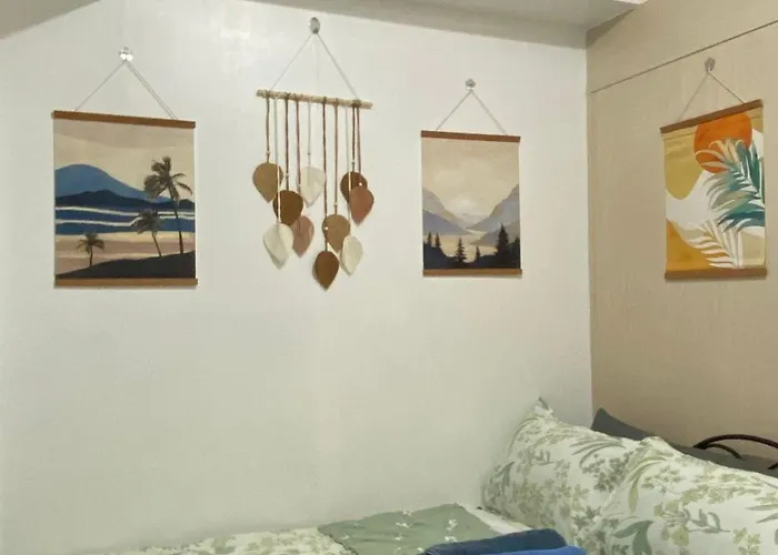 Stern Staycation Moa Guest house *
